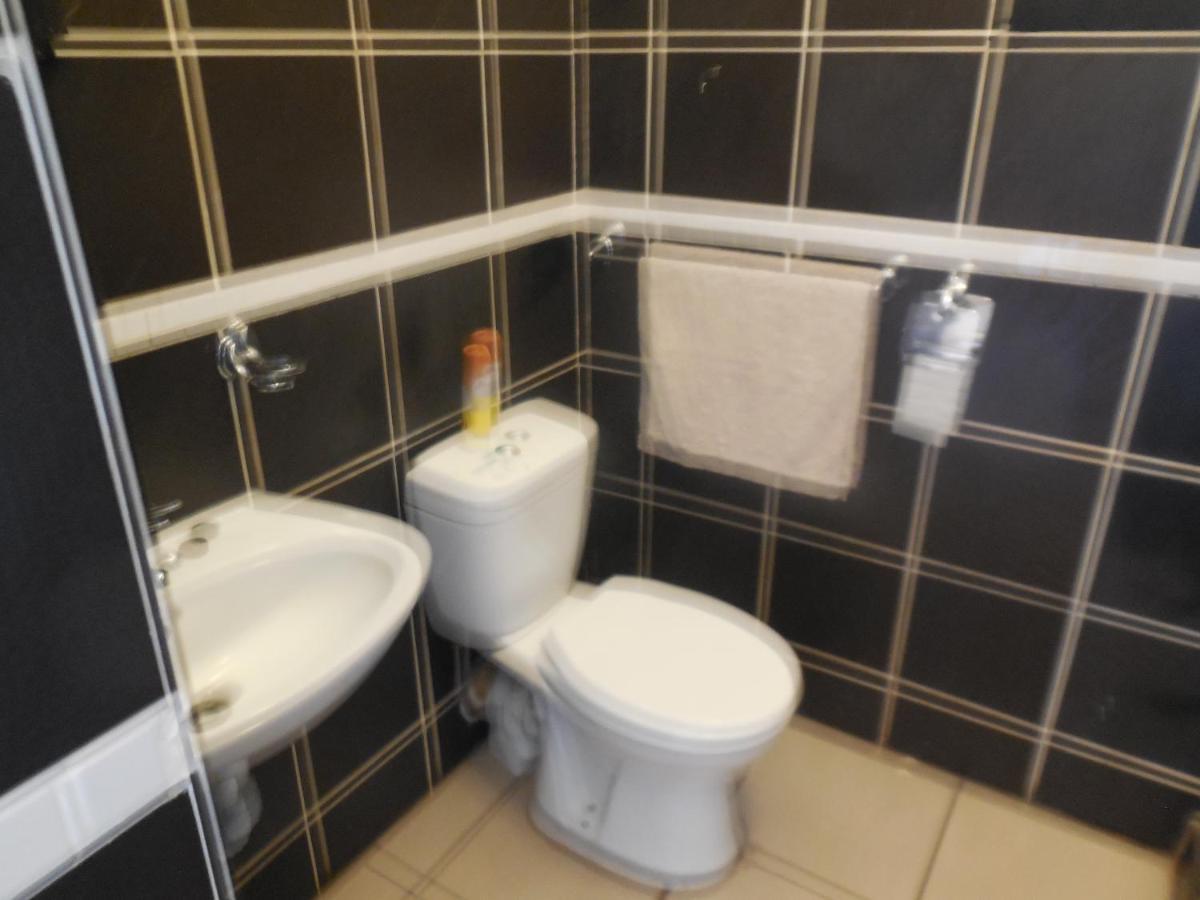 Chill Inn Малелейн Екстериор снимка